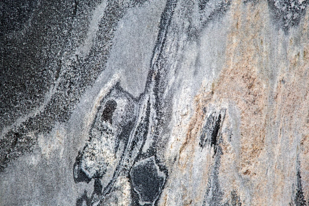 sintered stone and how does it compare to quartz