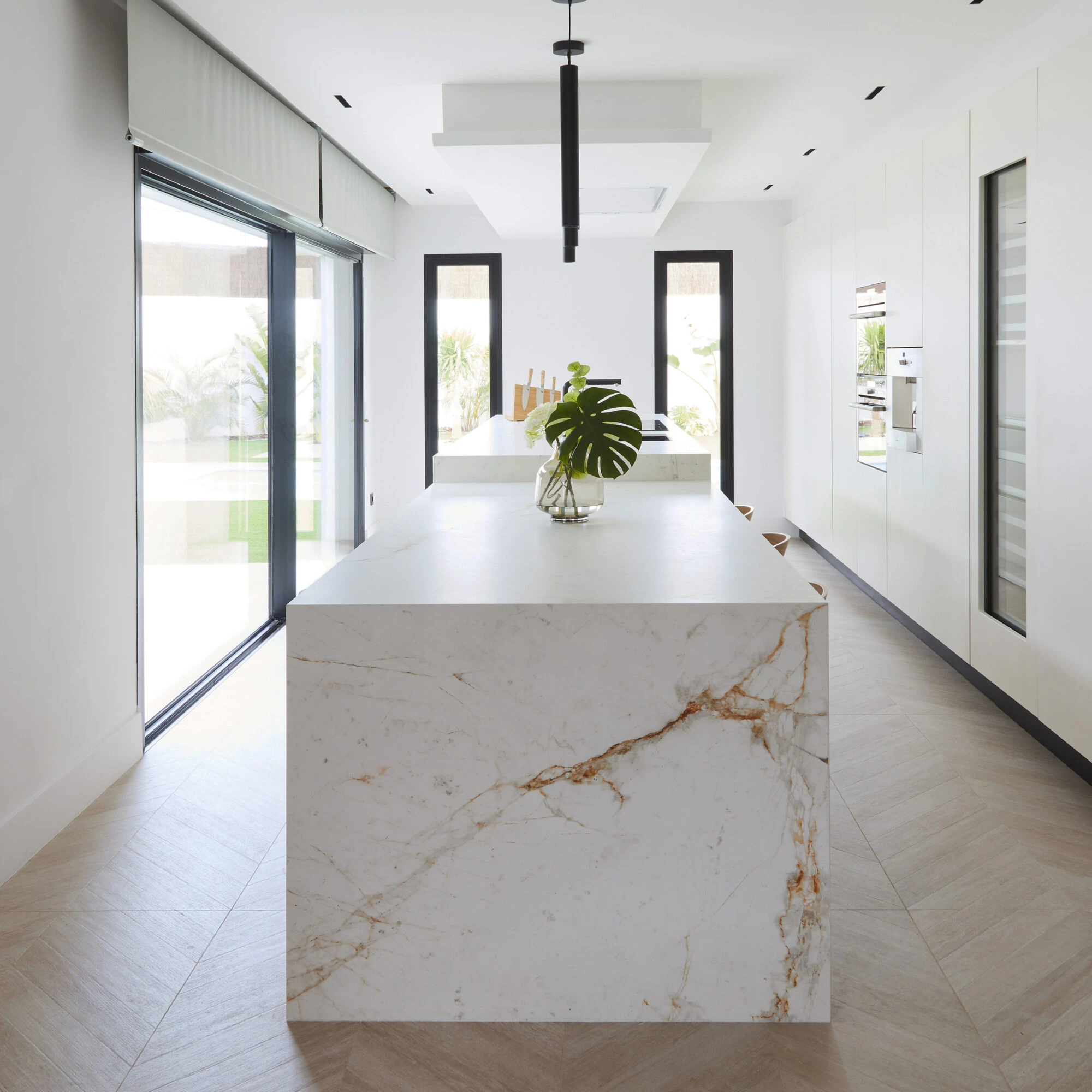 Neolith Abu Dhabi — 2