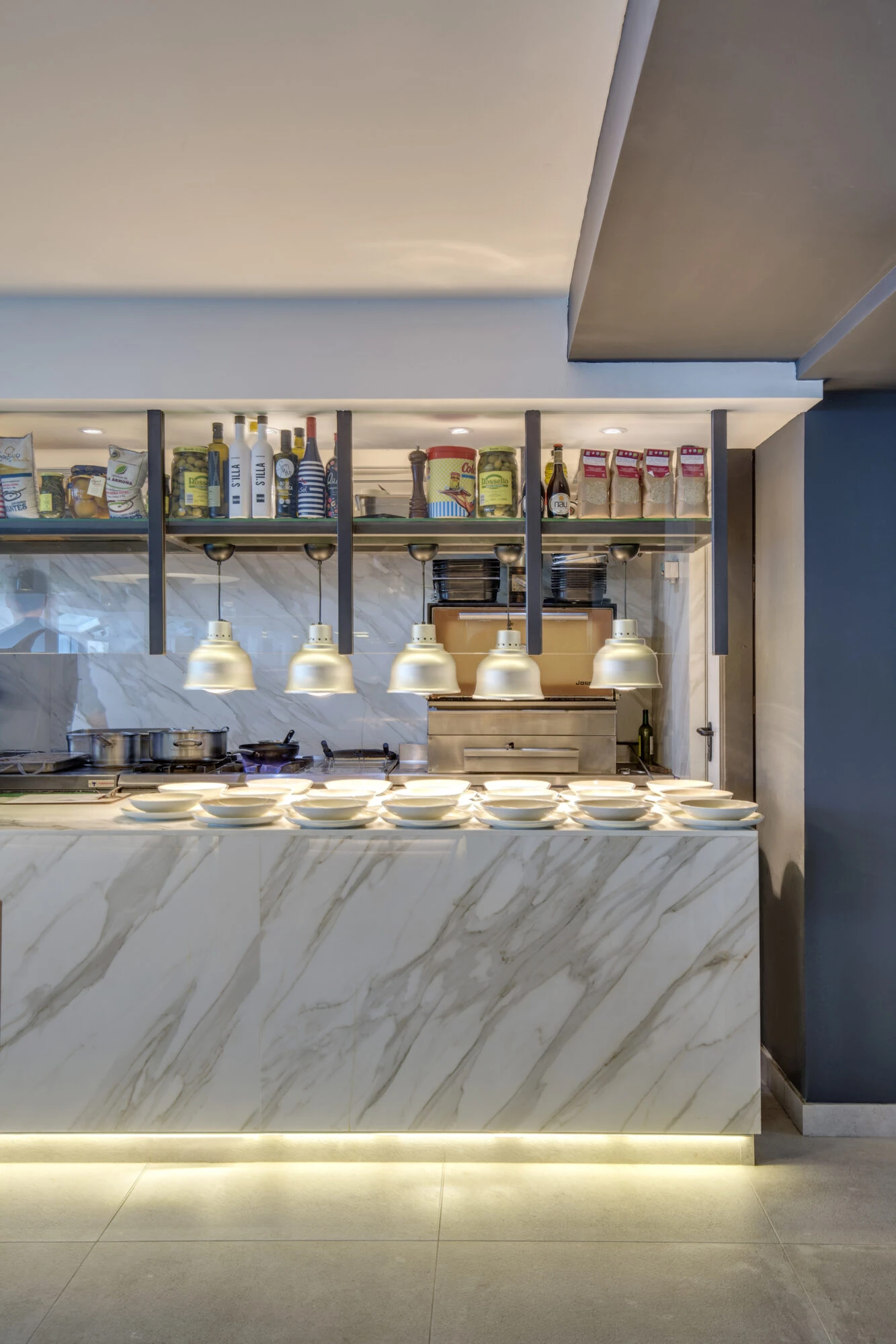 Neolith Calacatta Gold — 2