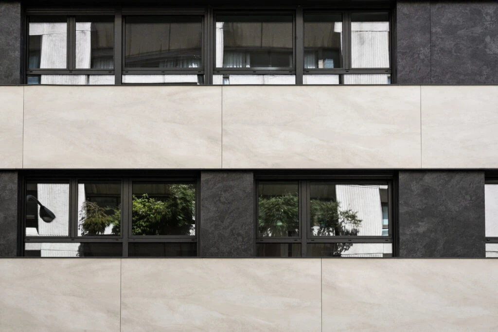 Neolith Arena — 3