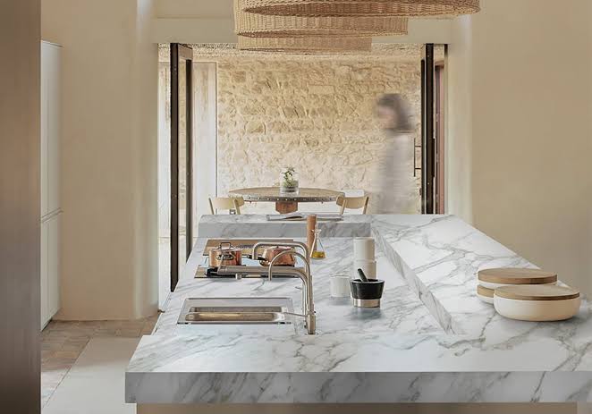 Neolith Calacatta Royale — 3