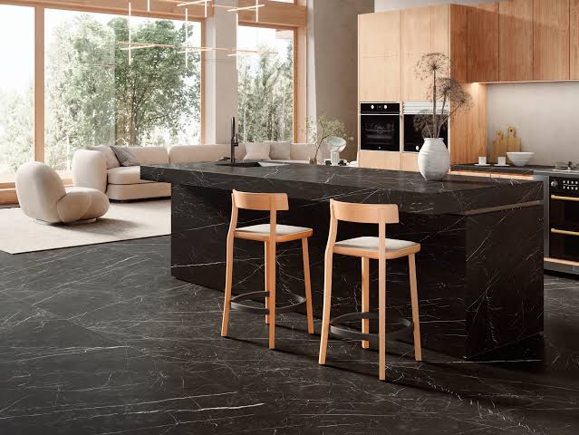 Marquina — 4